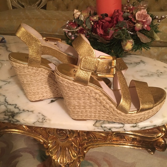 Michael Kors gold Giovanni leather espadrille wedges size 7.5 ex condition - Picture 3 of 5